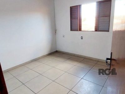 Casa à venda com 112m², 3 quartos, 2 vagas no bairro Cristal em Porto Alegre - Foto 12