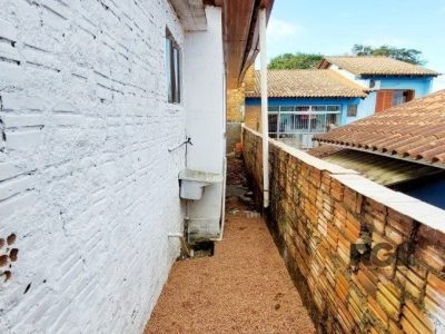 Casa à venda com 112m², 3 quartos, 2 vagas no bairro Cristal em Porto Alegre - Foto 24