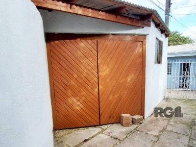 Casa à venda com 112m², 3 quartos, 2 vagas no bairro Cristal em Porto Alegre - Foto 20