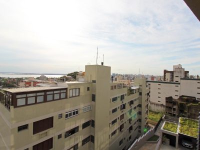 Apartamento à venda com 107m², 3 quartos, 1 suíte, 3 vagas no bairro Menino Deus em Porto Alegre - Foto 12