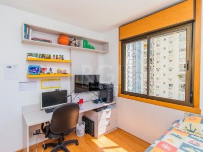 Apartamento à venda com 71m², 2 quartos, 1 suíte, 1 vaga no bairro Passo d'Areia em Porto Alegre - Foto 3