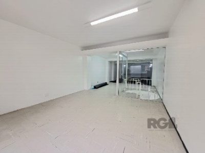 Loja à venda com 128m² no bairro Centro Histórico em Porto Alegre - Foto 6