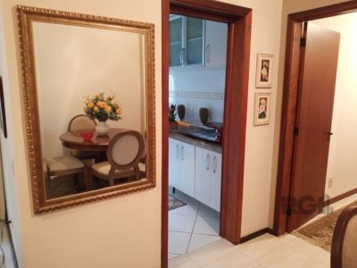 Apartamento à venda com 80m², 2 quartos, 1 suíte, 1 vaga no bairro Tristeza em Porto Alegre - Foto 8