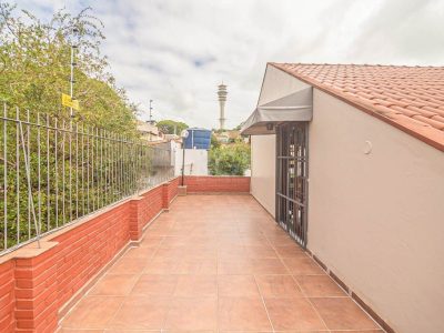 Casa à venda com 440m², 3 quartos, 1 suíte, 2 vagas no bairro Santa Tereza em Porto Alegre - Foto 16