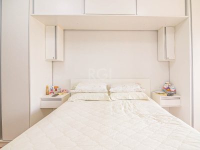 Casa à venda com 440m², 3 quartos, 1 suíte, 2 vagas no bairro Santa Tereza em Porto Alegre - Foto 44