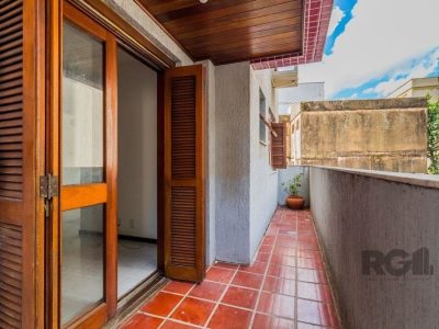 Apartamento à venda com 61m², 2 quartos, 1 vaga no bairro Menino Deus em Porto Alegre - Foto 6