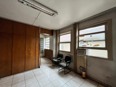 Conjunto/Sala à venda com 342m² no bairro Centro Histórico em Porto Alegre - Foto 21