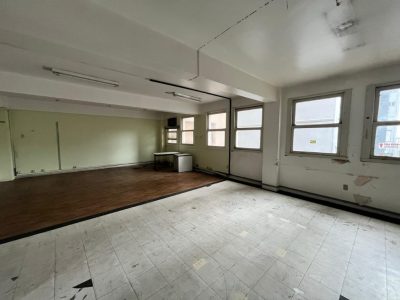 Conjunto/Sala à venda com 342m² no bairro Centro Histórico em Porto Alegre - Foto 36