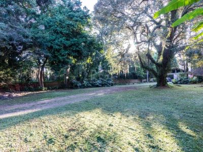 Casa à venda com 292m², 4 quartos, 2 suítes, 3 vagas no bairro Tristeza em Porto Alegre - Foto 2