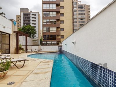 Apartamento à venda com 83m², 2 quartos, 2 suítes, 2 vagas no bairro Auxiliadora em Porto Alegre - Foto 30