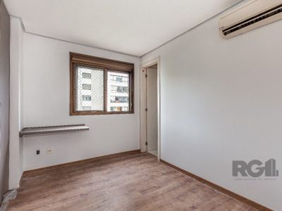 Apartamento à venda com 83m², 2 quartos, 2 suítes, 2 vagas no bairro Auxiliadora em Porto Alegre - Foto 12