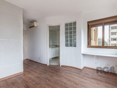 Apartamento à venda com 83m², 2 quartos, 2 suítes, 2 vagas no bairro Auxiliadora em Porto Alegre - Foto 5