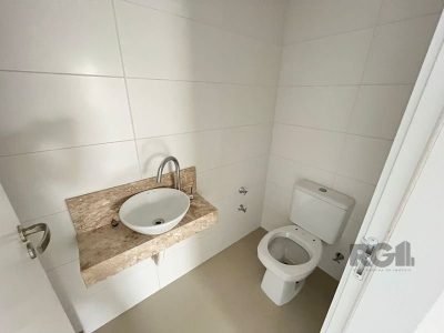 Apartamento à venda com 300m², 6 quartos, 5 suítes, 4 vagas no bairro Centro em Capão da Canoa - Foto 15