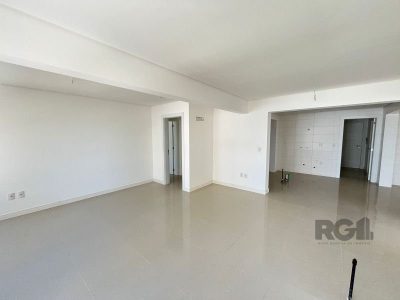 Apartamento à venda com 300m², 6 quartos, 5 suítes, 4 vagas no bairro Centro em Capão da Canoa - Foto 21