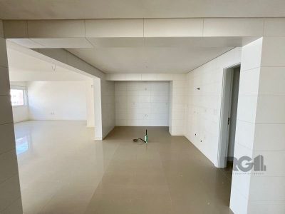 Apartamento à venda com 300m², 6 quartos, 5 suítes, 4 vagas no bairro Centro em Capão da Canoa - Foto 26