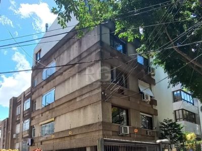 Cobertura à venda com 100m², 3 quartos, 1 suíte, 2 vagas no bairro Petrópolis em Porto Alegre - Foto 2