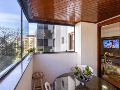 Apartamento à venda com 74m², 2 quartos, 2 suítes, 2 vagas no bairro Bela Vista em Porto Alegre - Foto 12