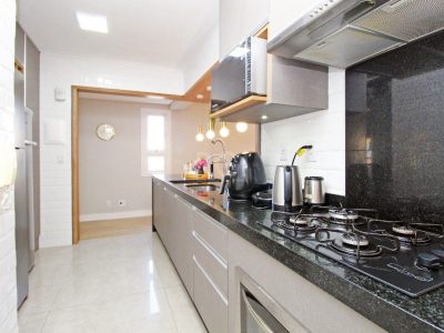 Apartamento à venda com 126m², 3 quartos, 1 suíte, 1 vaga no bairro Petrópolis em Porto Alegre - Foto 8