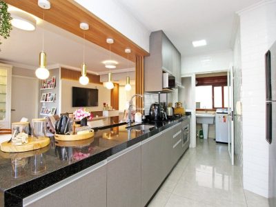 Apartamento à venda com 126m², 3 quartos, 1 suíte, 1 vaga no bairro Petrópolis em Porto Alegre - Foto 11