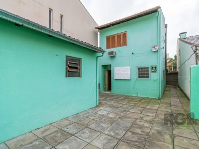 Casa à venda com 150m², 2 quartos, 2 suítes, 2 vagas no bairro Santana em Porto Alegre - Foto 30