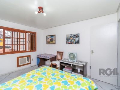 Casa à venda com 150m², 2 quartos, 2 suítes, 2 vagas no bairro Santana em Porto Alegre - Foto 26