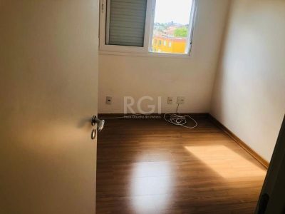 Apartamento à venda com 72m², 3 quartos, 1 suíte, 2 vagas no bairro São João em Porto Alegre - Foto 9