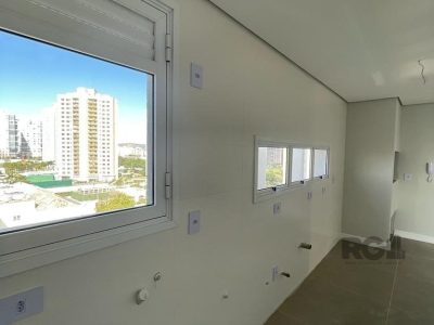 Apartamento à venda com 83m², 3 quartos, 3 suítes, 2 vagas no bairro Jardim Europa em Porto Alegre - Foto 12