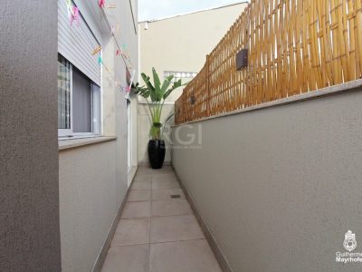 Apartamento à venda com 120m², 2 quartos, 1 suíte, 2 vagas no bairro Jardim Itu em Porto Alegre - Foto 12