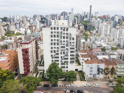 Apartamento à venda com 122m², 3 quartos, 3 suítes, 2 vagas no bairro Petrópolis em Porto Alegre - Foto 22