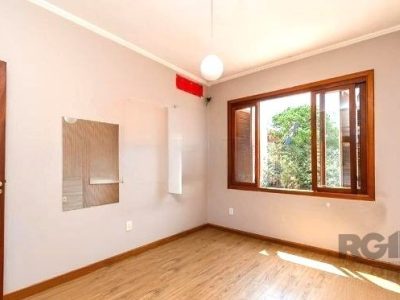 Apartamento à venda com 117m², 3 quartos, 1 suíte, 1 vaga no bairro Moinhos de Vento em Porto Alegre - Foto 8