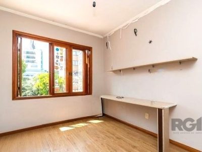 Apartamento à venda com 117m², 3 quartos, 1 suíte, 1 vaga no bairro Moinhos de Vento em Porto Alegre - Foto 15