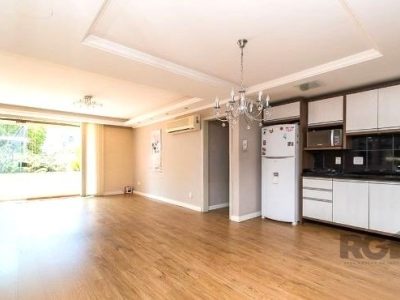 Apartamento à venda com 117m², 3 quartos, 1 suíte, 1 vaga no bairro Moinhos de Vento em Porto Alegre - Foto 2