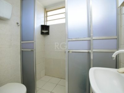 Casa à venda com 350m², 3 quartos, 3 vagas no bairro Passo d'Areia em Porto Alegre - Foto 26