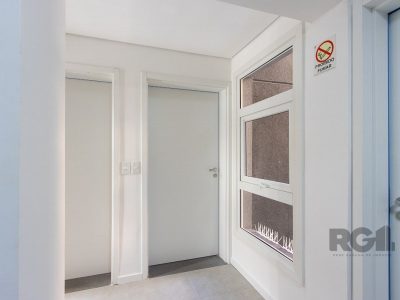 Apartamento à venda com 102m², 2 quartos, 2 suítes, 2 vagas no bairro Tristeza em Porto Alegre - Foto 3