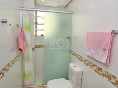 Apartamento à venda com 103m², 3 quartos, 1 suíte, 1 vaga no bairro Centro em Porto Alegre - Foto 11