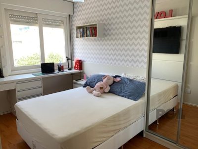 Apartamento à venda com 95m², 3 quartos, 1 suíte, 2 vagas no bairro Praia de Belas em Porto Alegre - Foto 11