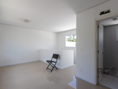 Casa Condominio à venda com 197m², 3 quartos, 1 suíte, 2 vagas no bairro Glória em Porto Alegre - Foto 40