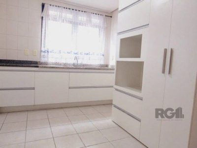 Apartamento à venda com 137m², 3 quartos, 1 suíte, 4 vagas no bairro Petrópolis em Porto Alegre - Foto 11