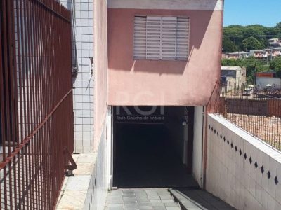 Casa à venda com 450m², 5 quartos, 1 suíte no bairro Cristal em Porto Alegre - Foto 20