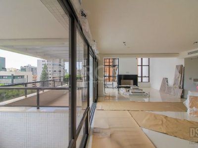 Apartamento à venda com 303m², 4 quartos, 4 suítes, 6 vagas no bairro Bela Vista em Porto Alegre - Foto 14