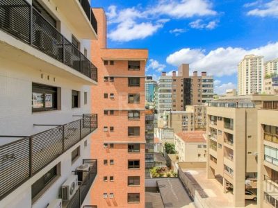 Apartamento à venda com 303m², 4 quartos, 4 suítes, 6 vagas no bairro Bela Vista em Porto Alegre - Foto 46