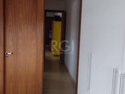 Apartamento à venda com 66m², 2 quartos, 1 suíte, 1 vaga no bairro Farroupilha em Porto Alegre - Foto 23