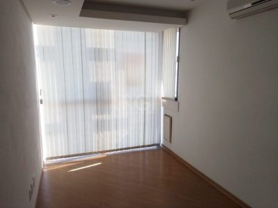 Conjunto/Sala à venda com 48m² no bairro Menino Deus em Porto Alegre - Foto 5