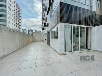 Apartamento à venda com 137m², 2 quartos, 1 suíte, 1 vaga no bairro Zona Nova em Capão da Canoa - Foto 3