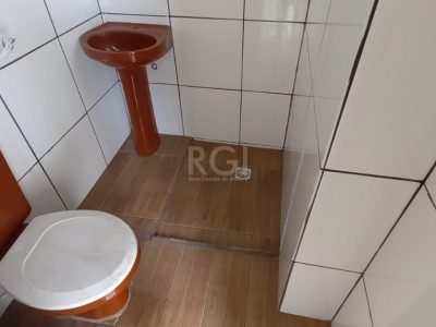 Sobrado à venda com 110m², 4 quartos, 1 suíte, 2 vagas no bairro Floresta em Porto Alegre - Foto 18