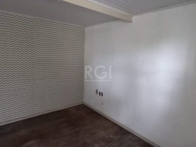 Sobrado à venda com 110m², 4 quartos, 1 suíte, 2 vagas no bairro Floresta em Porto Alegre - Foto 30