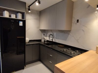 Apartamento à venda com 43m², 1 quarto no bairro Centro Histórico em Porto Alegre - Foto 2