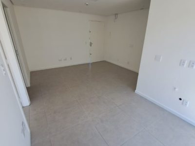 Conjunto/Sala à venda com 39m² no bairro Auxiliadora em Porto Alegre - Foto 4