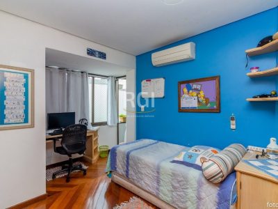 Cobertura à venda com 248m², 3 quartos, 1 suíte, 3 vagas no bairro Petrópolis em Porto Alegre - Foto 9