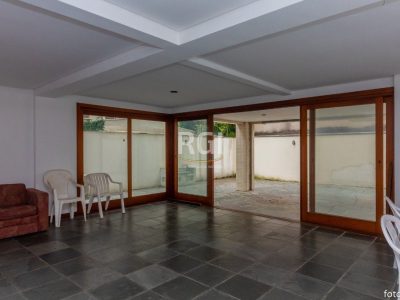 Cobertura à venda com 248m², 3 quartos, 1 suíte, 3 vagas no bairro Petrópolis em Porto Alegre - Foto 33